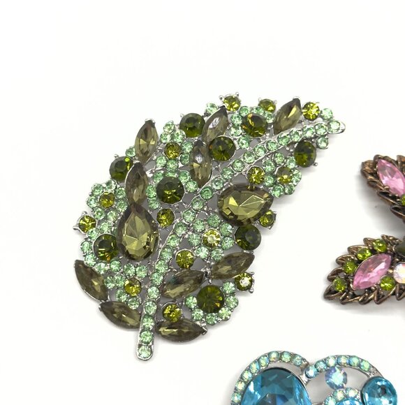 Rhinestone Brooch Set of 3 Leaf Floral Designs Multicolor Gold Silver Tone Resin - Picture 5 of 14
